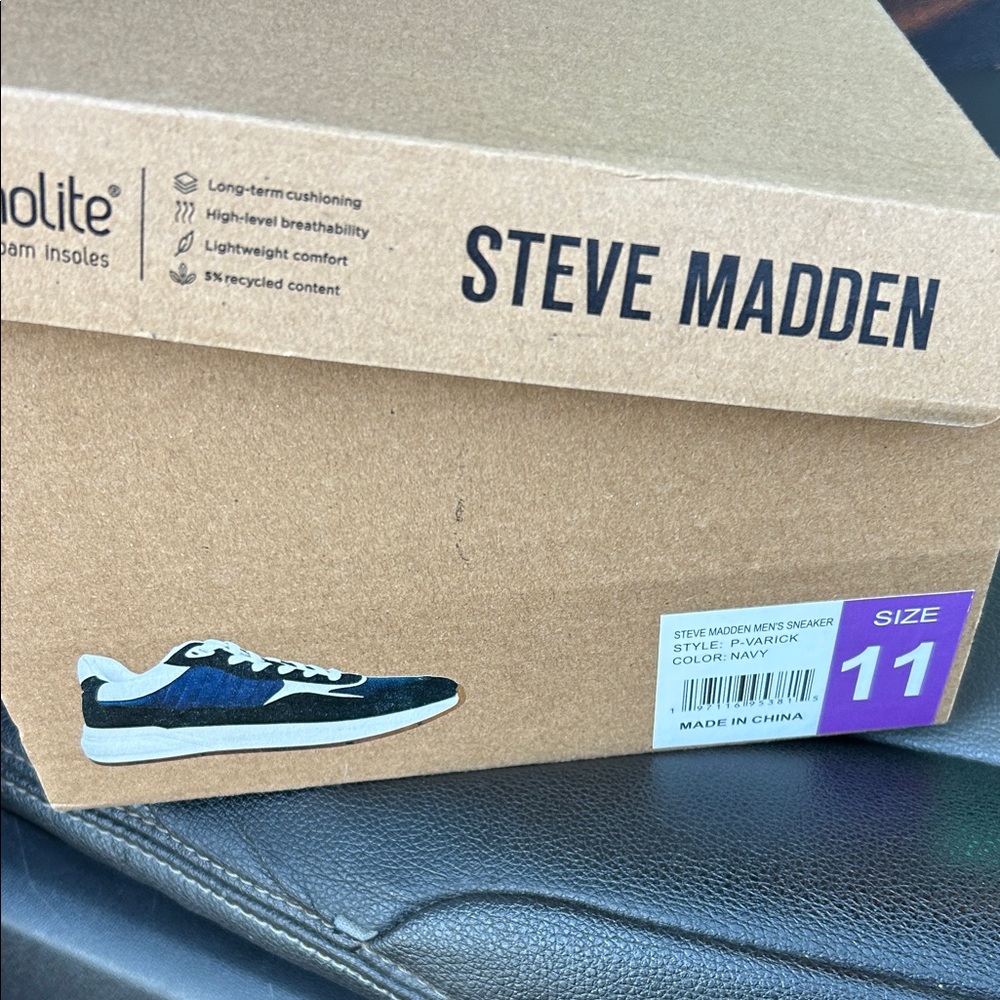 Steve Madden Men's Blue and White Sneakers